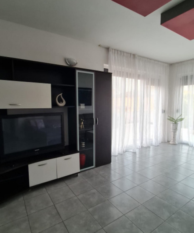 Apartament 2 camere , 60 MP, 60 terasa , zona Zorilor, Cluj