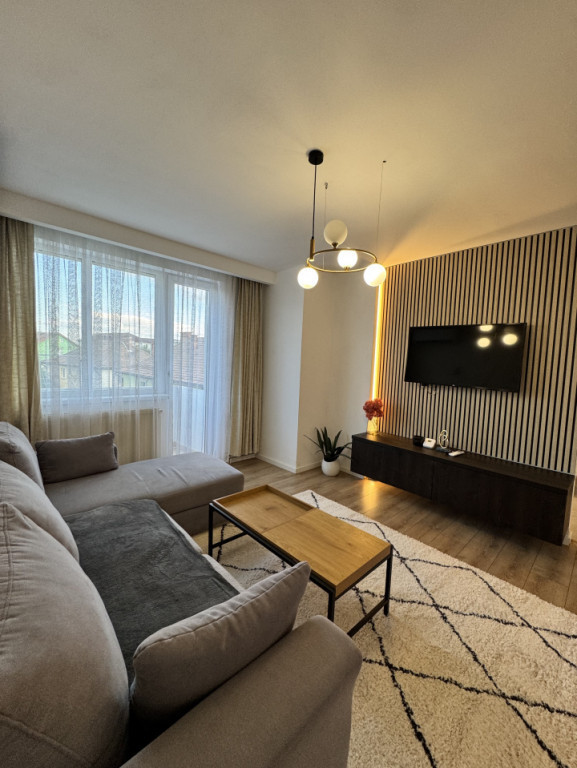 Apartament 2 camere, 44 mp, zona Central