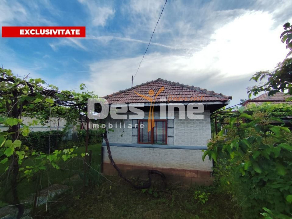 Casa si 2166 mp teren Magureni