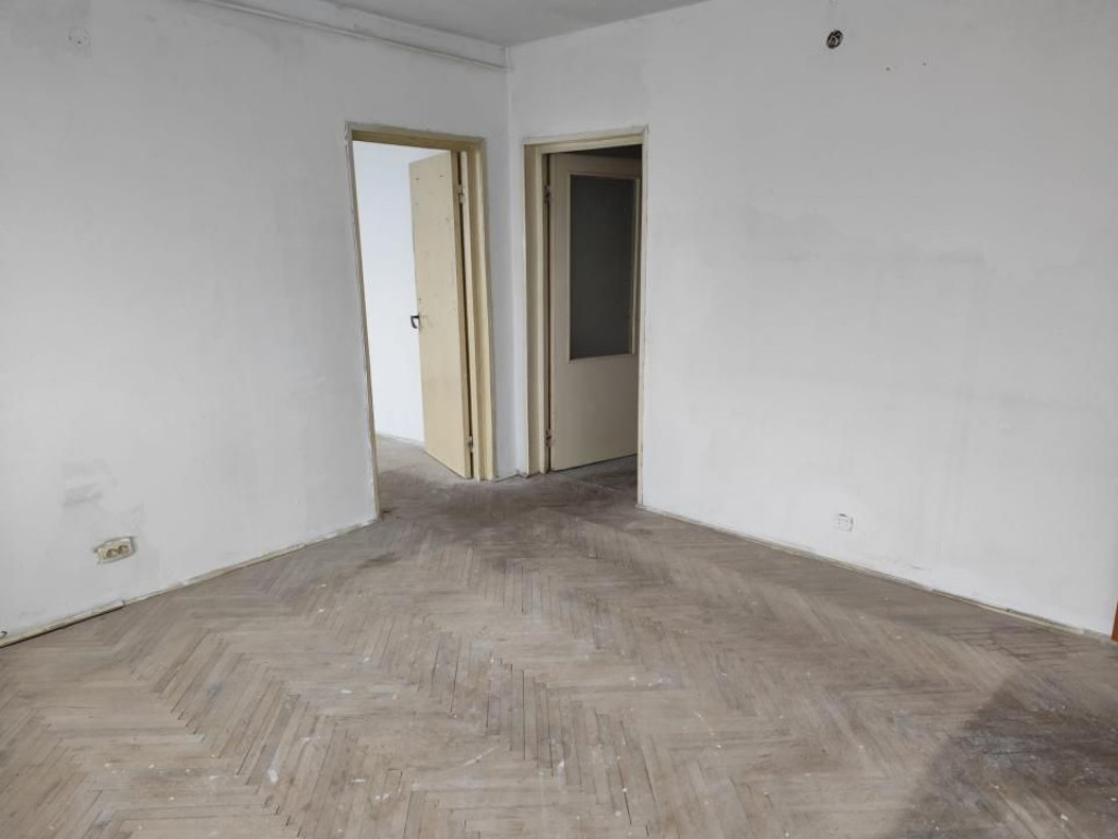 Apartament zona Cina