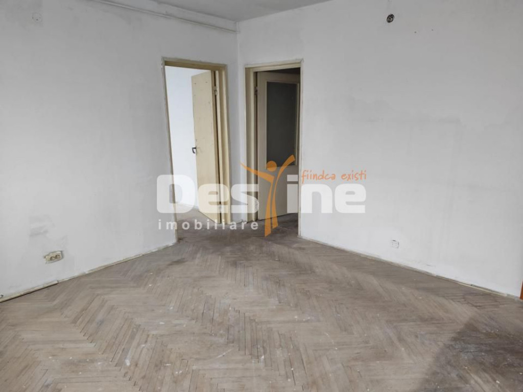 Apartament zona Cina