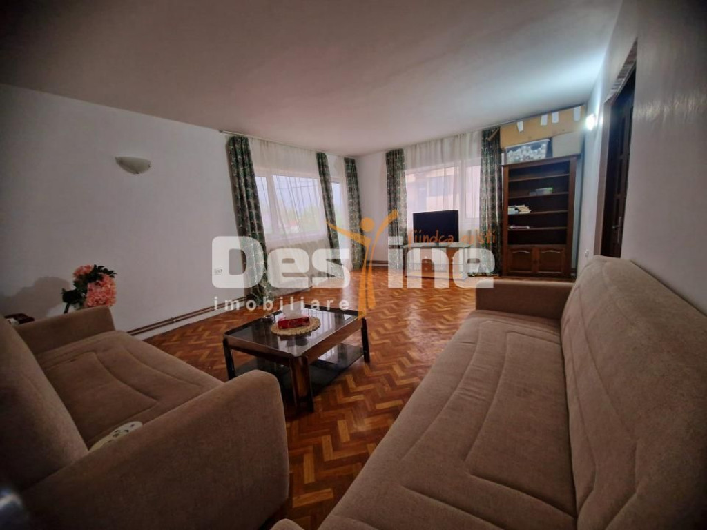 Casa central Paulesti 450 mp s.c. 775 mp teren