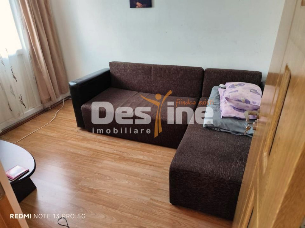 Casa individuala 9 camere, suprafata utila 660mp, teren 435m