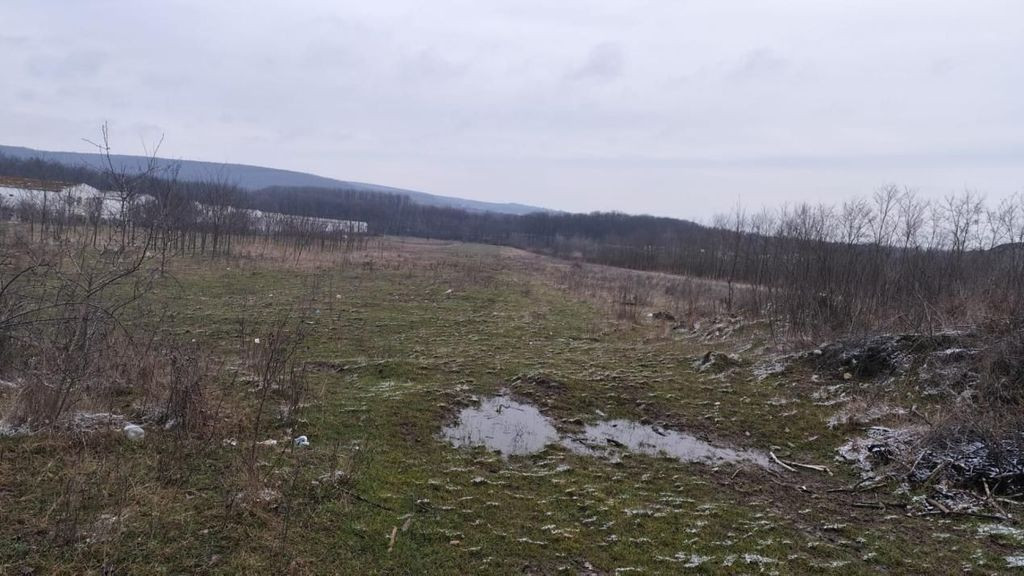 Teren intravilan 7500 mp