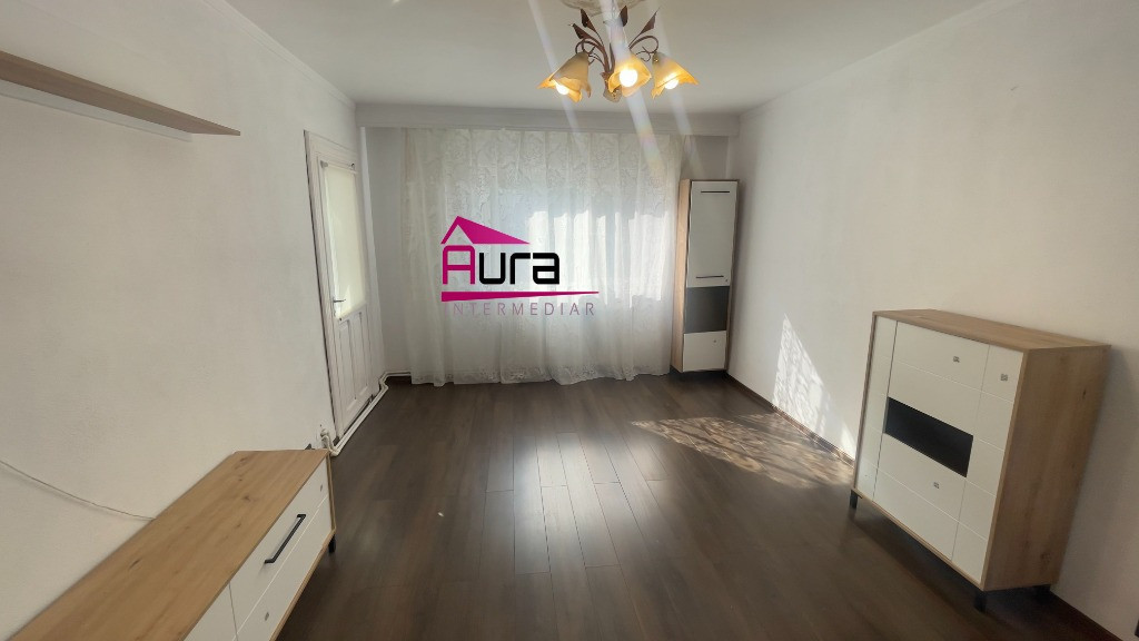 Inchiriez apartament 2 camere zona Str.Podgoriilor
