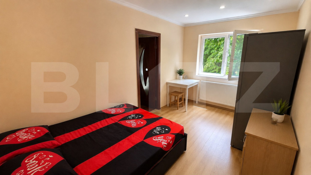 Apartament cu 2 camere de vanzare, 33,22 mp, Micro 14