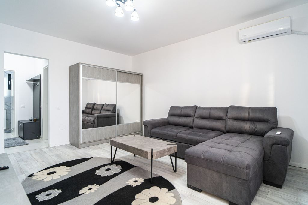 Militari Residence, garsoniera, 32mp, etaj 1, complet renova