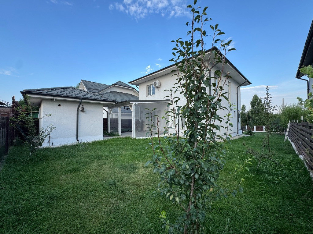 Casa P+1 la Cheie | Crevedia | Lac| 4 camere | 550mp teren | Magazie