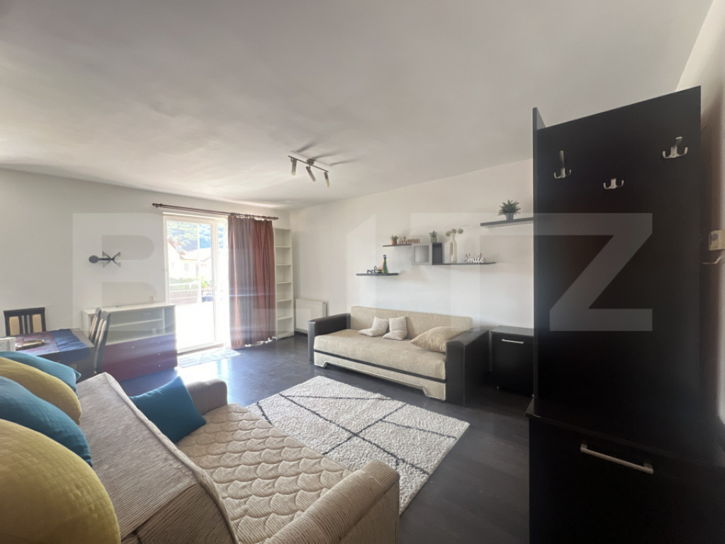 Apartament o cameră, parcare, zona Florilor