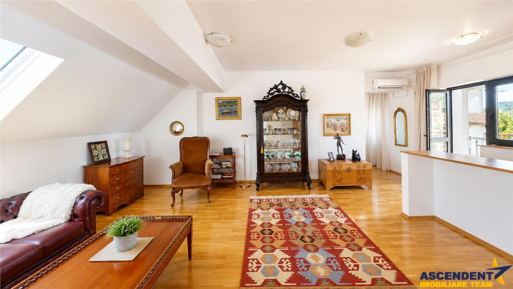 Prima ! Privilegio Brasov, 73 mp terasa, unic pe nivel, gar