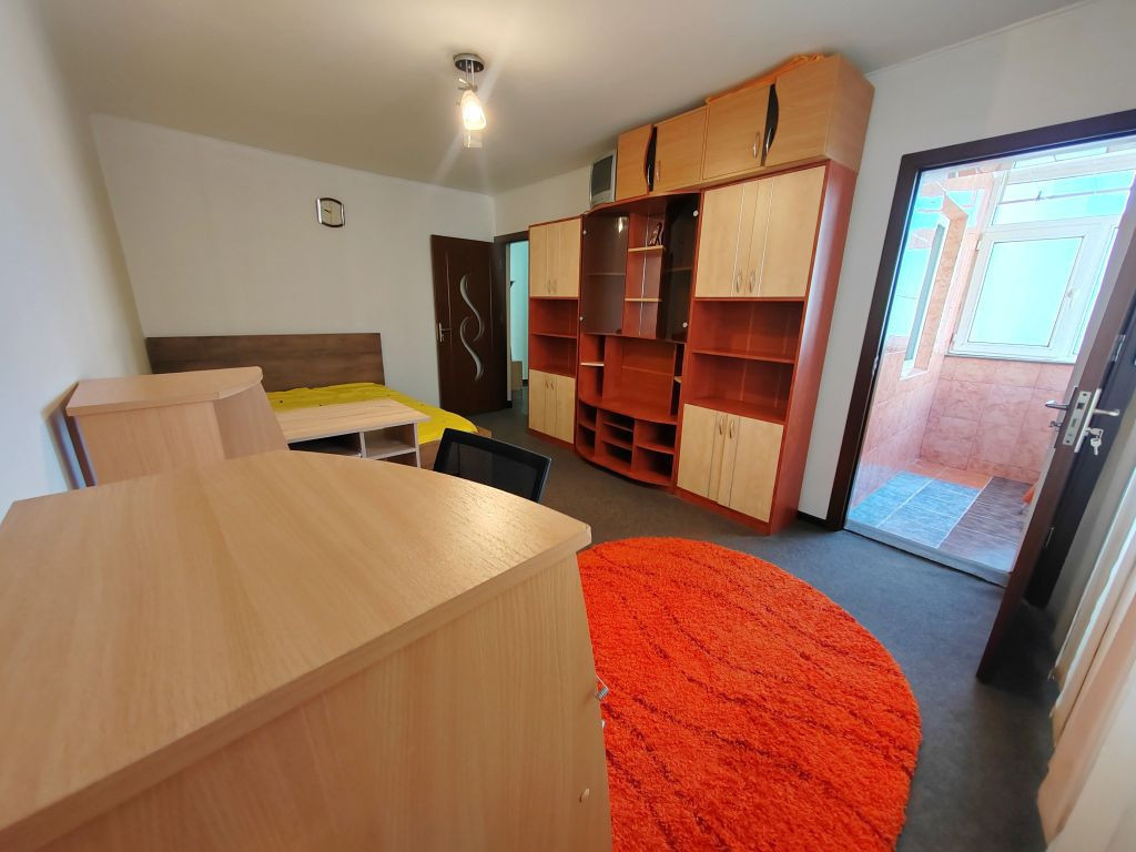 COMISION 0% Podu de Fier - Apartament 2 camere decomandat...