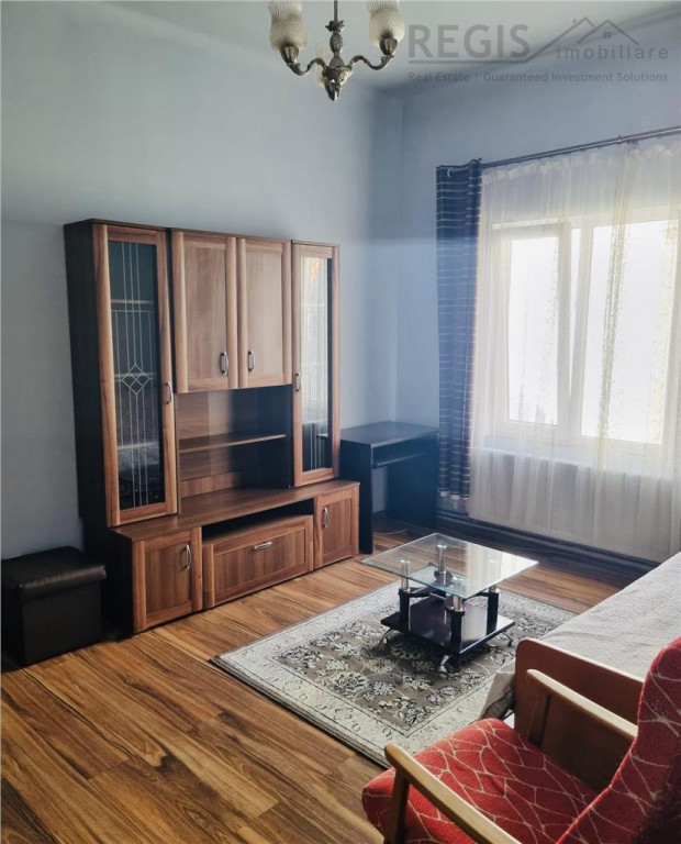 2 Camere BISERICA NEAGRA - Ultracentral