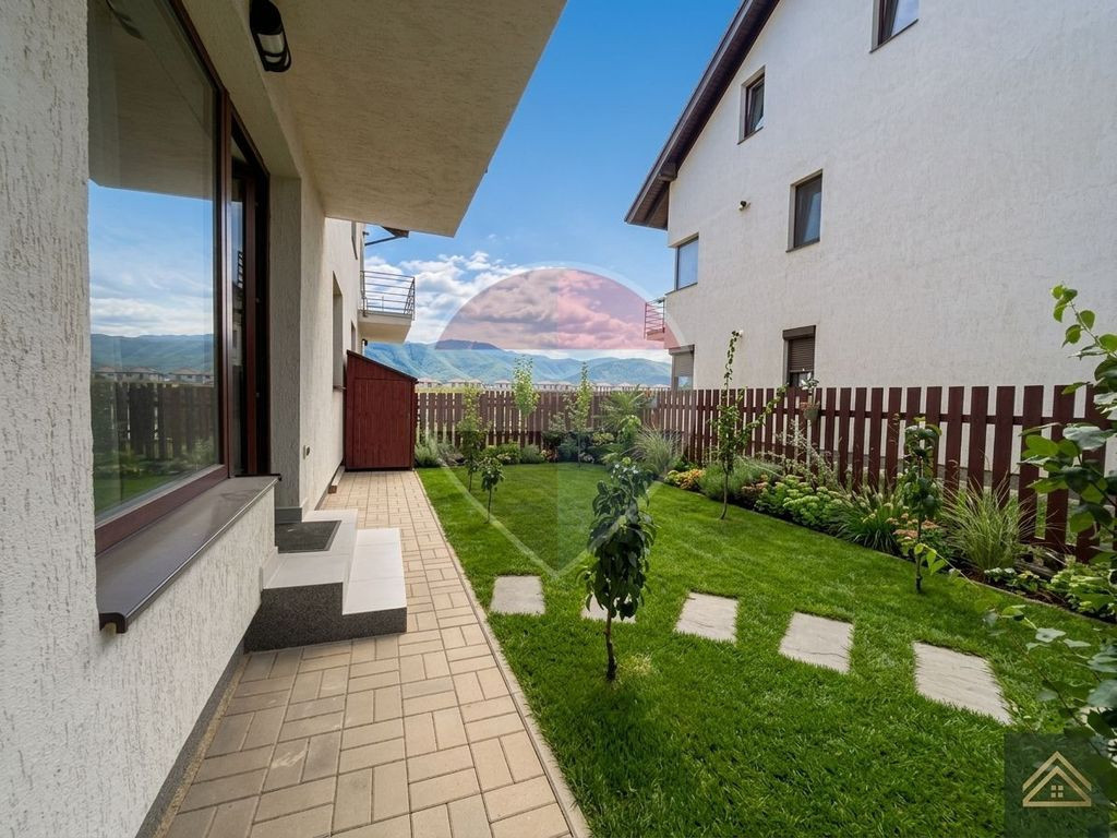 Apartament + 75 MP Curte Privată în Ghimbav | COMISION 0%