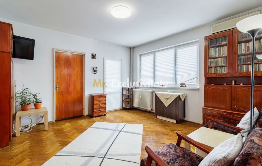 Apartament 3 camere - Postavarul