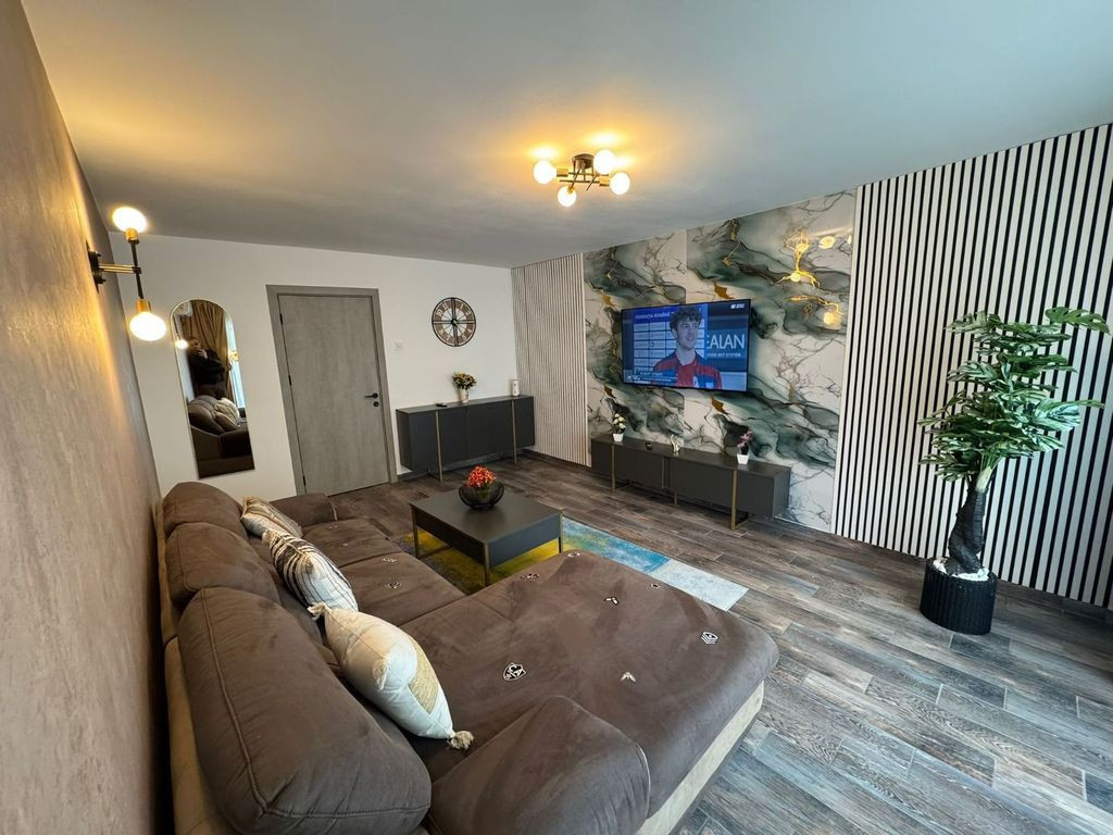 Apartament 2 camere – Bd. Unirii | 67 mp | Mobilat și ...