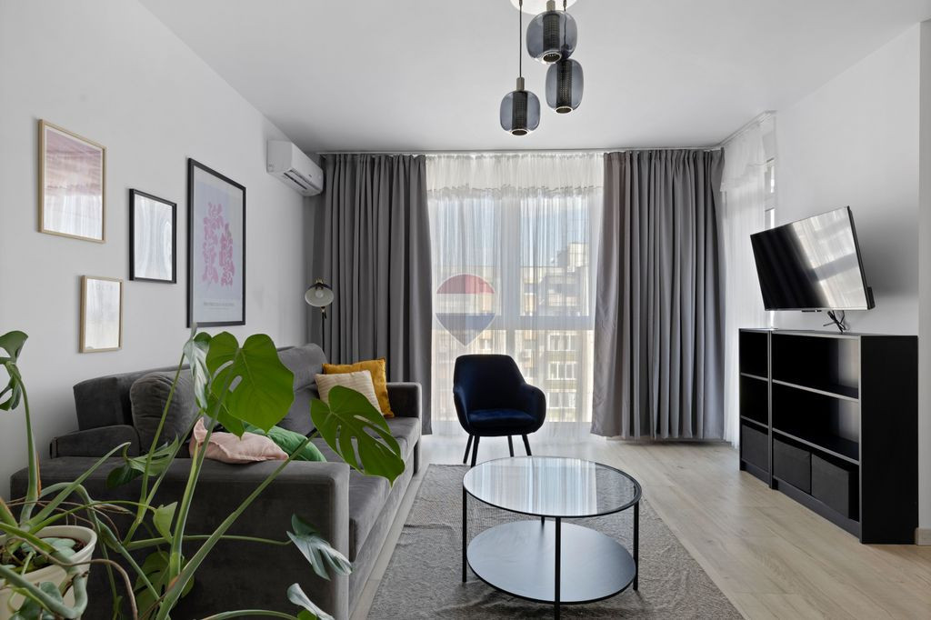 Apartament doua camere de inchiriat, Adora Park