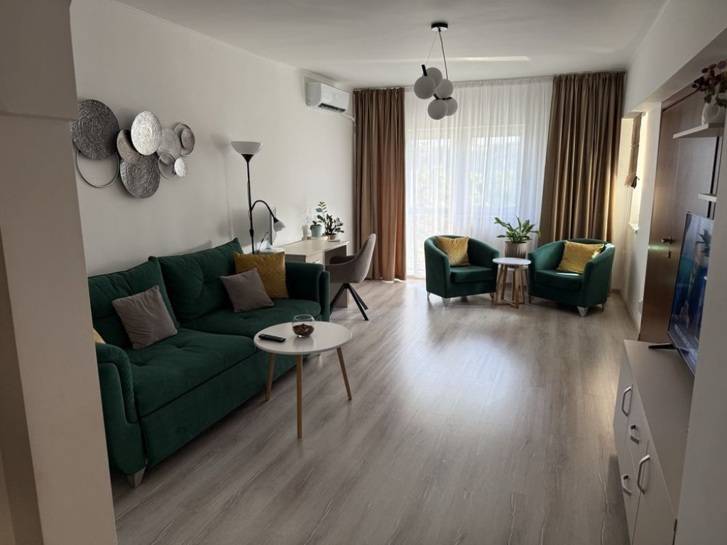 Bulevardul Unirii | 2 Camere – Vedere Fântâni & Casa ...