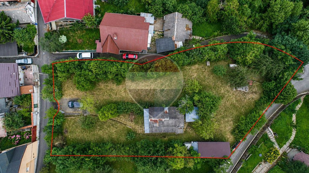 TEREN INTRAVILAN 1.498 MP CU CONSTRUCTIE | 3 FRONTURI STR...