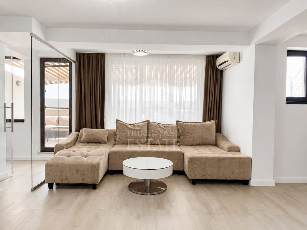 Apartament | 3 camere | Terasă panoramică 100 mp | Parcare