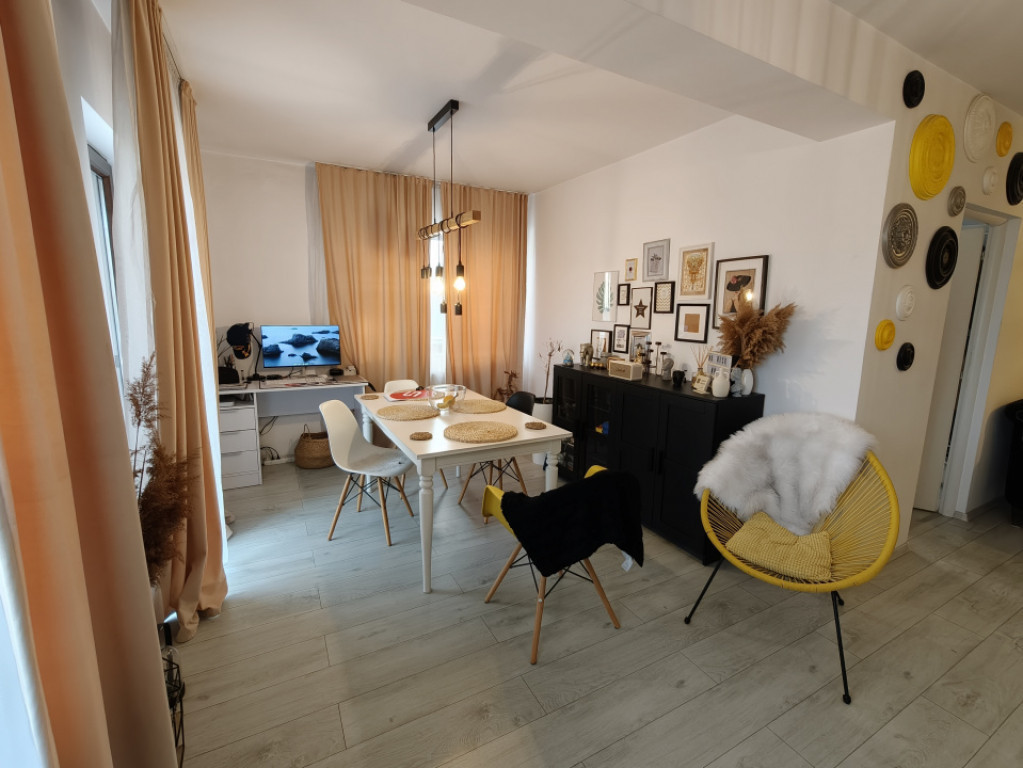 Apartament 2 camere | 50 mp | zona Sub Cetate | Florești