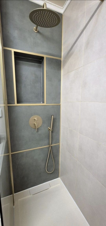 Dristor etaj 10 moderna