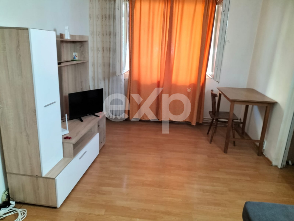 Apartament Bloc 2026 Cavalerului Residence loc de parcare...