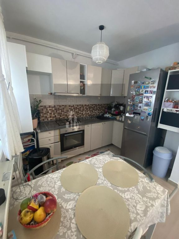OCAZIE Apartament 3 camere etaj 2 - Berceni - Metalurgiei