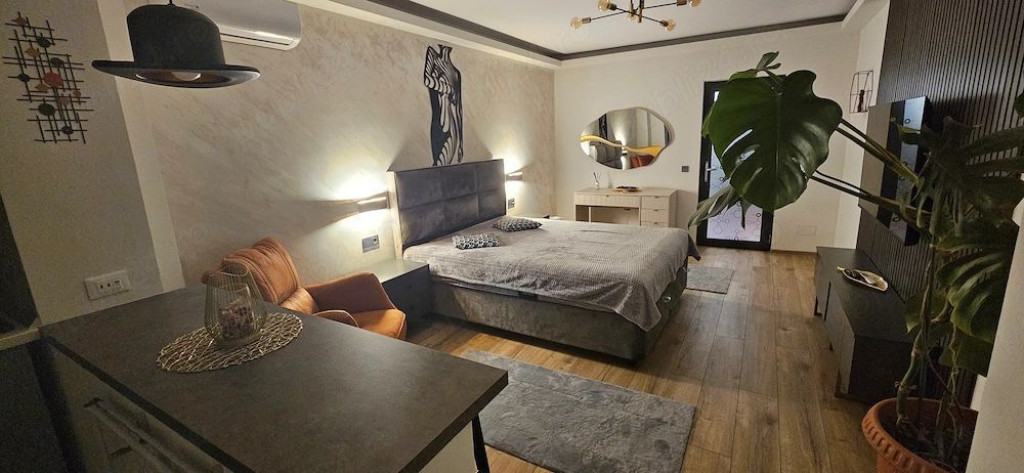 De inchiriat apartament 1 camera Ultimul Leu, etaj 5/7, 4...