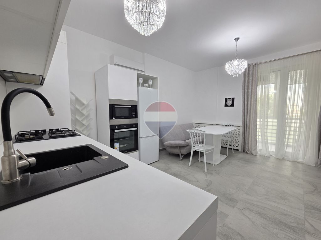 Apartament 3 camere de închiriat | Sud Focșani | Finisa...