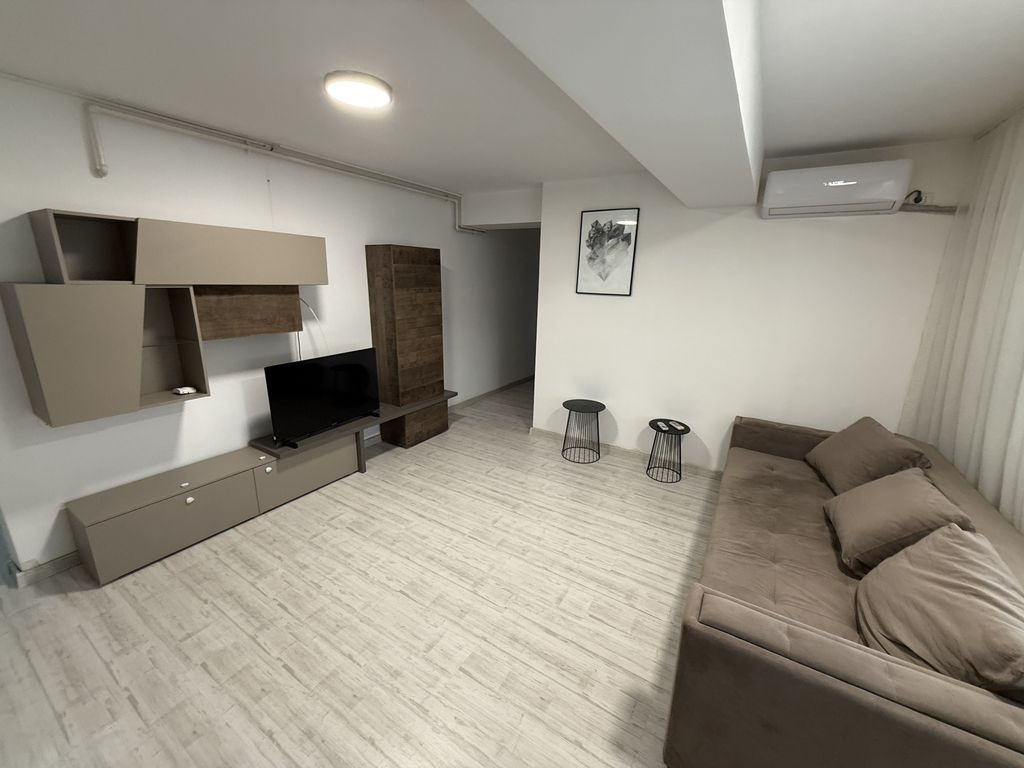 Apartament 2 camere zona Tomis Nord