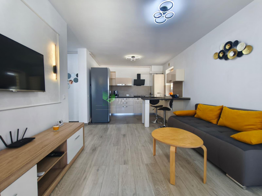 Studio Kasper Coresi mobilat-utilat,parcare,159000 Euro