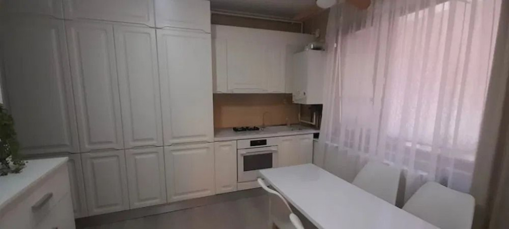 APARTAMENT 2 CAMERE DECOMANDAT RENOVAT