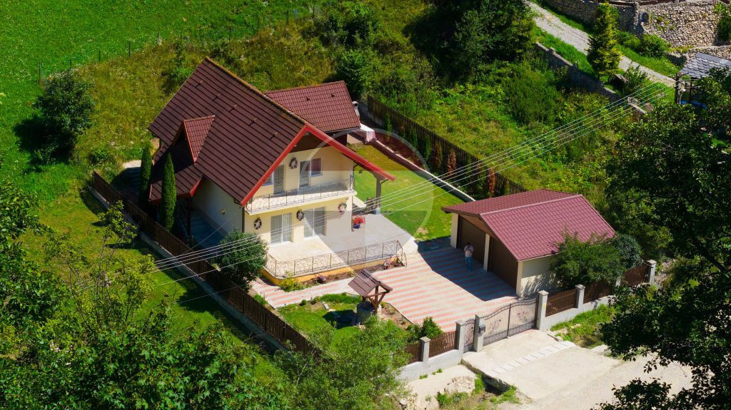Casă de vis în Cheia, lângă Amfiteatrul Transilvania ...