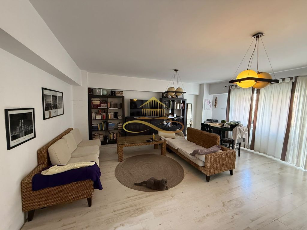 Apartament 4 camere de vanzare in Bacau bloc 2007