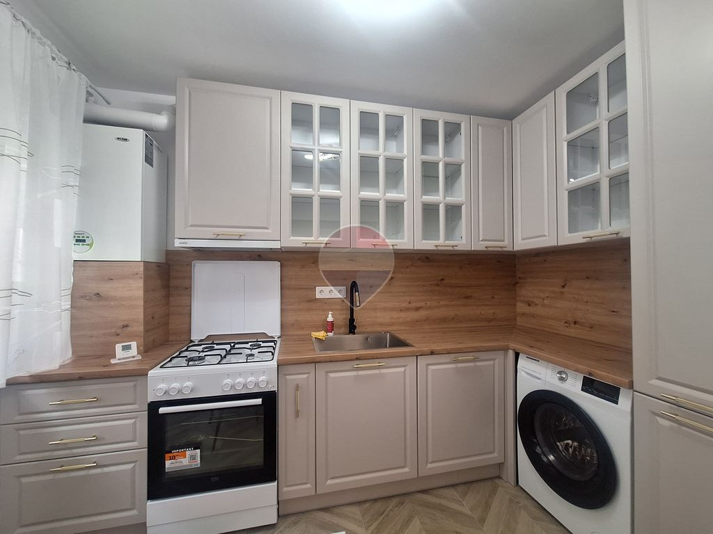 Apartament nou si modern, et 1, la prima inchiriere