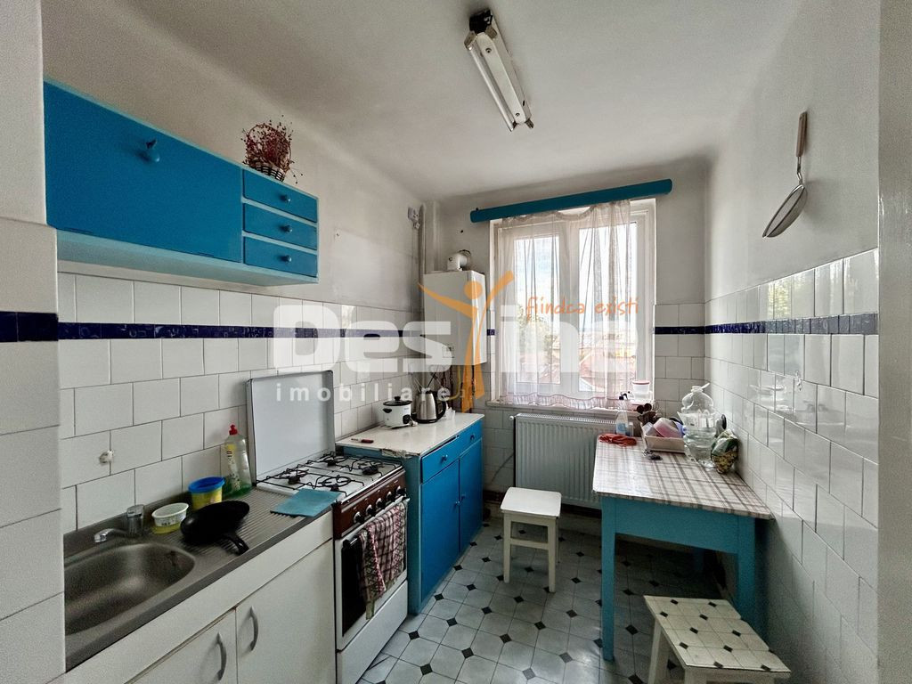 Apartament 2 cam, semidecomandat, Centrala Proprie, Centr...