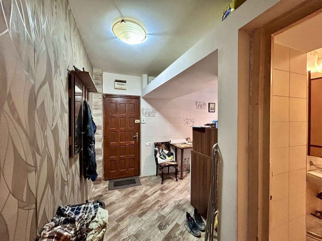 Apartament 2 cam, semidecomandat, Centrala Proprie, Centr...
