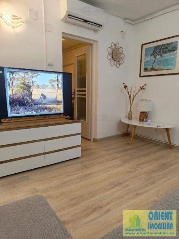 Faleza Nord, de inchiriat 3 camere, mobilat, gaze