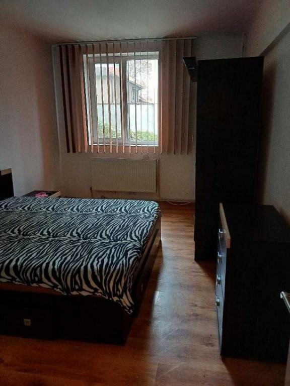Apartament 2 camere de închiriat – 60 mp, zonă centrală