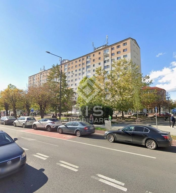 Apartament Generos de 4 Camere în Bistrița – Zonă Ce...