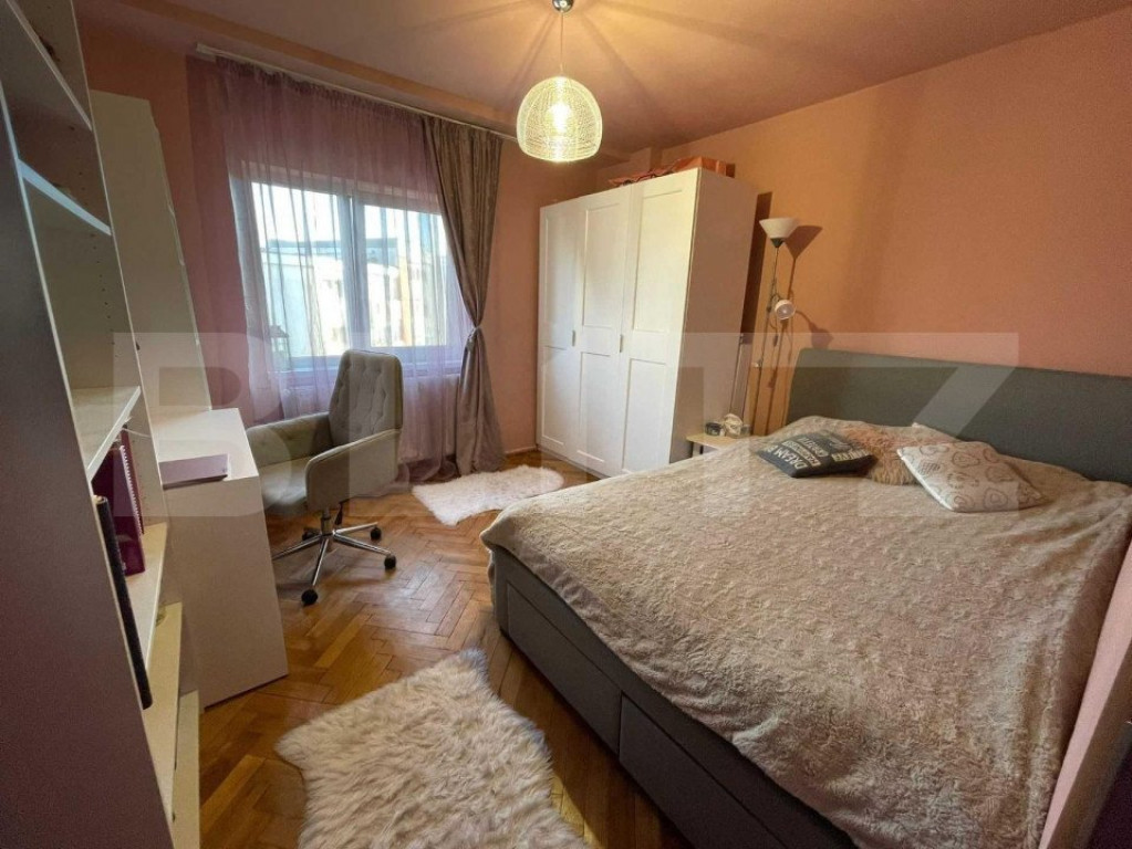 Apartament 3 camere, parcare, zona Manastur