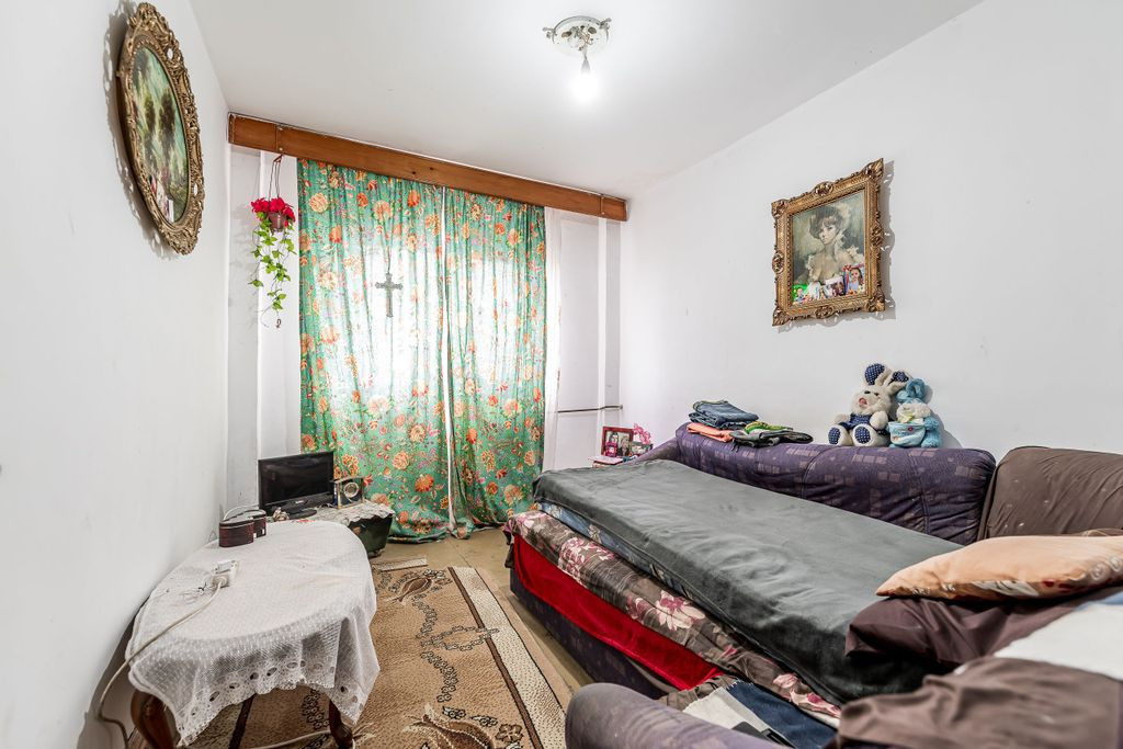 Apartament cu 4 camere în Micălaca - 0% COMISION