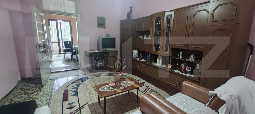 Casa individuala de vanzare, 85 mp, zona Ultracentrala