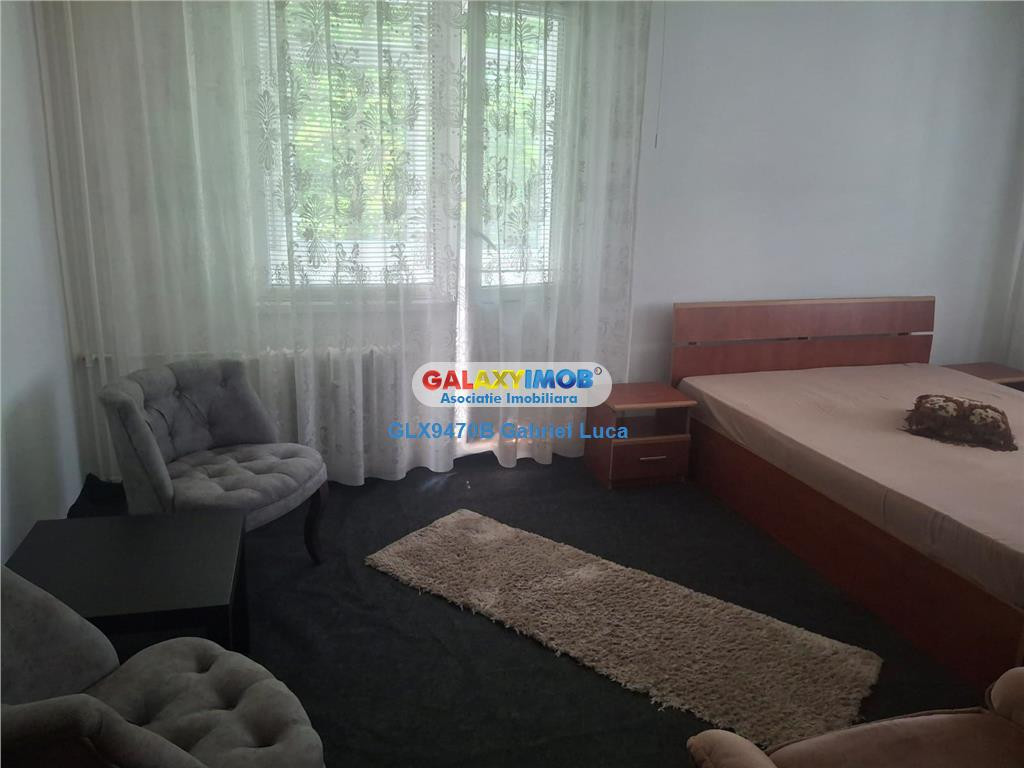 Garsoniera 32 mp | Spital Bagdasar - Metrou Aparatorii Patr