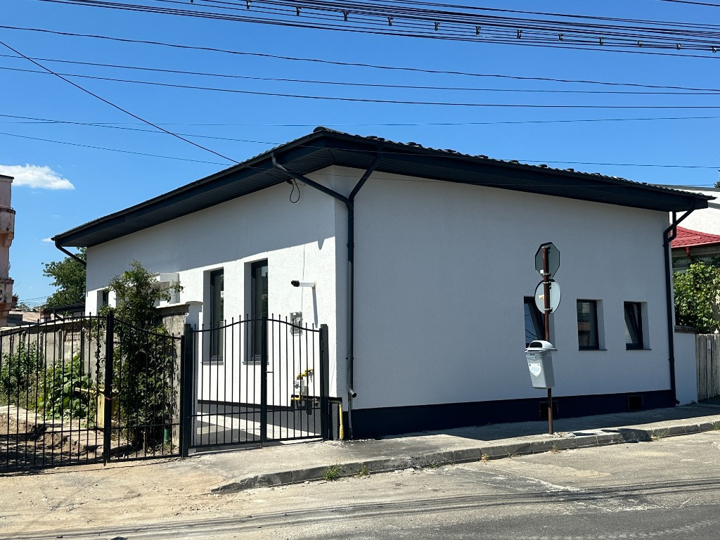 Spatiu comercial | Birouri, 2 camere, zona ultracentrala,