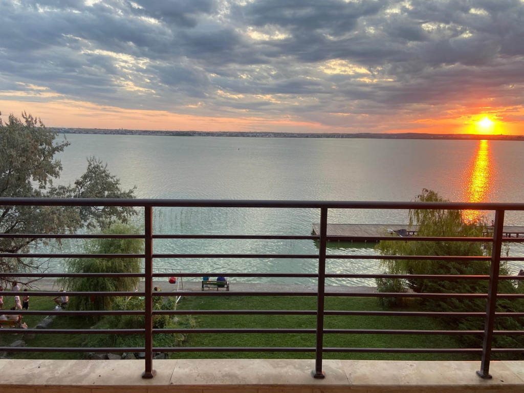 Mamaia Butoaie apartament 3 camere vedere lac termen lung