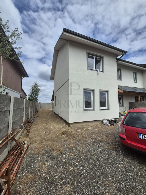 Duplex finalizat - cartier Europa - partial mobilat