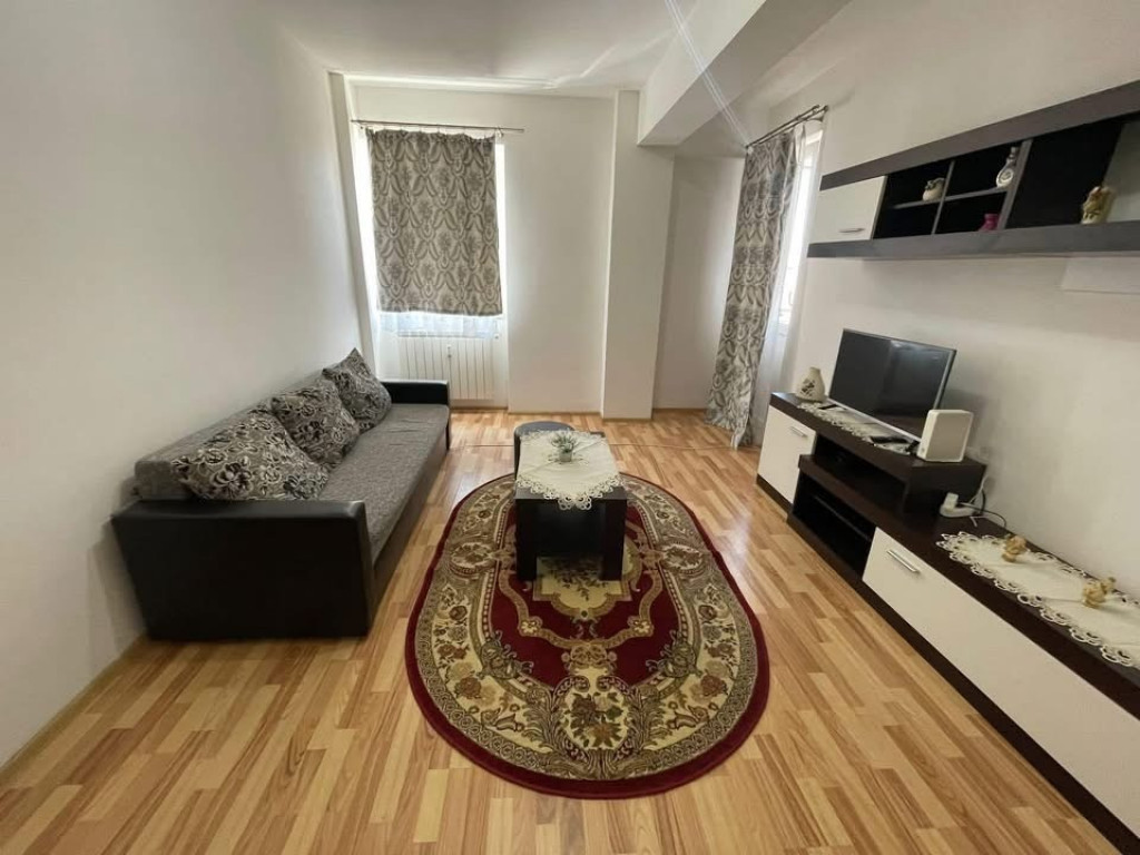 Apartament 2 camere,strada Babadag