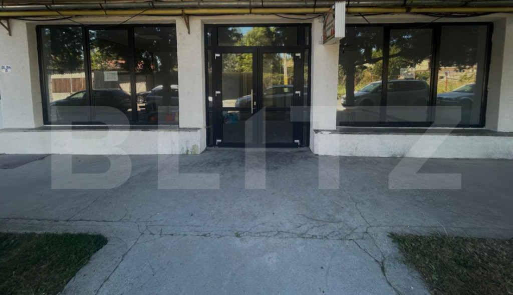 Spațiu comercial cu 2 camere, baie și cameră tehnică –