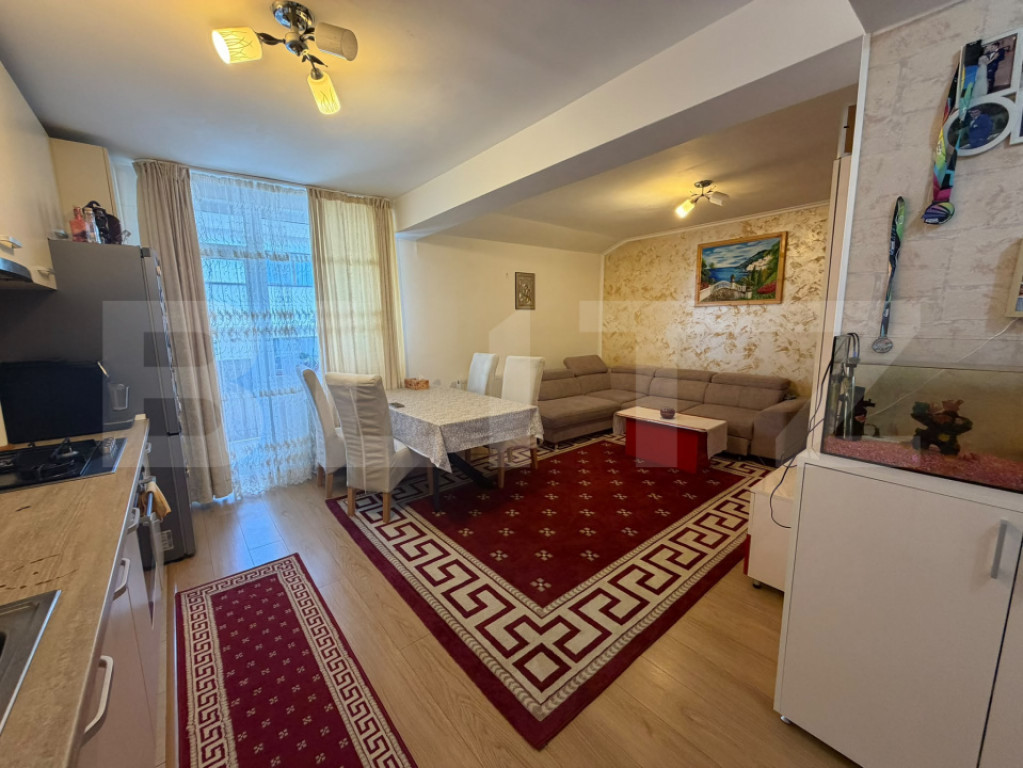 Apartament cu 3 camere, 61 mp, zona Terra